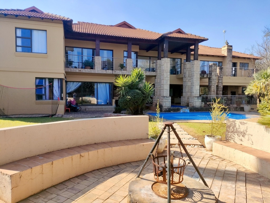 5 Bedroom Property for Sale in Birdwood Estate North West